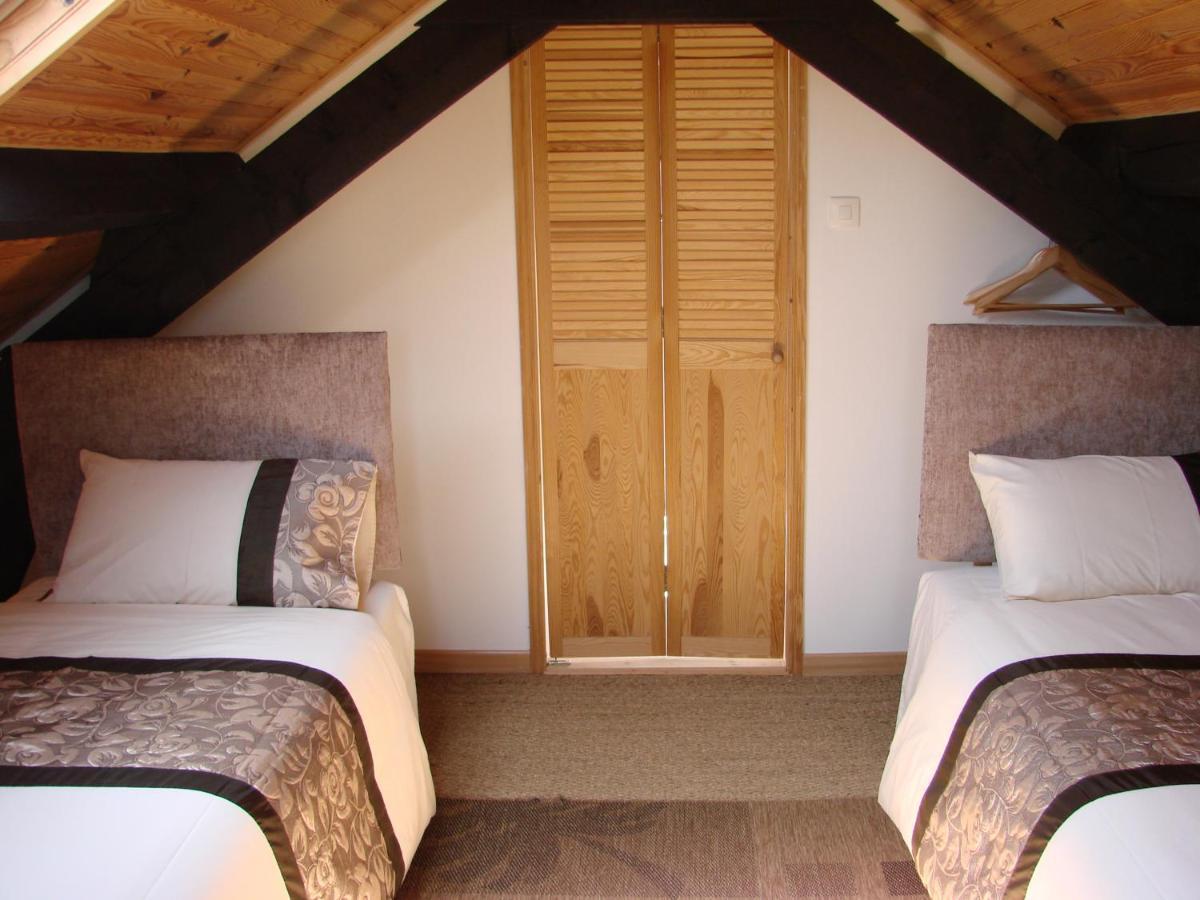 La Blanche Roche Bed and Breakfast Sourdeval Eksteriør billede